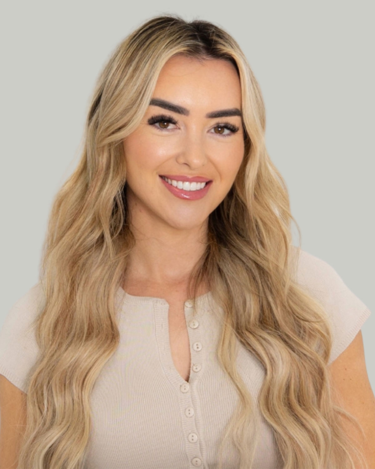 Lauren Headshot